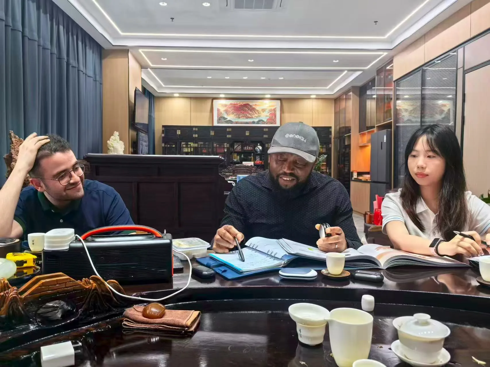 Product specification and quality discussion during a factory visit in China
